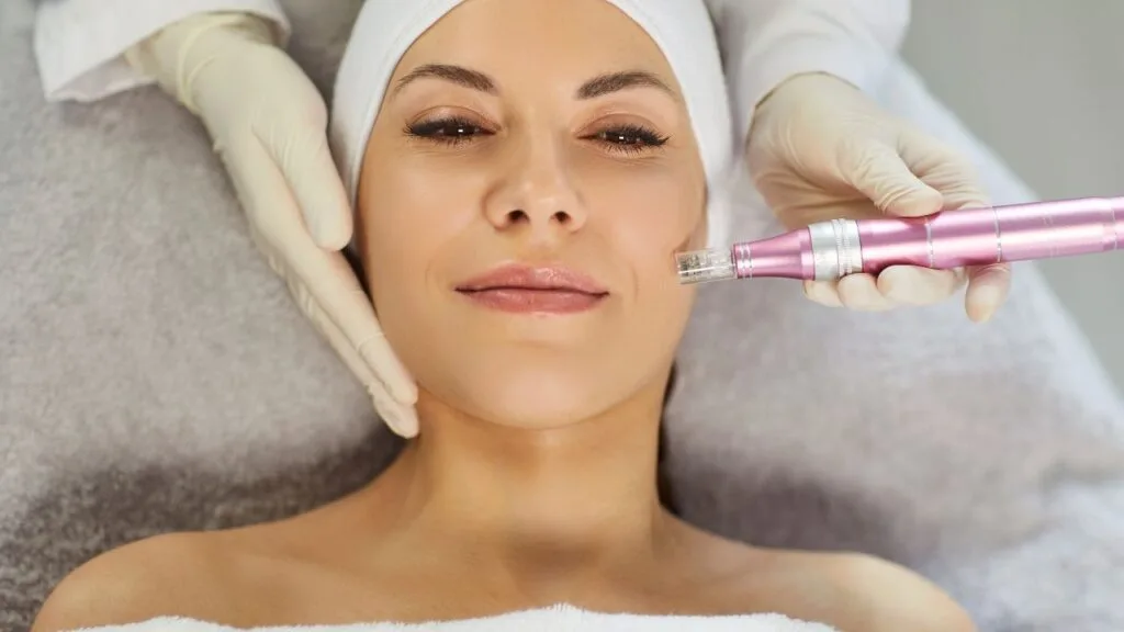 Deparmen - Dr. Jaime Aroca - Cirujano Plástico en Colombia, Especialista en Abdominoplastia