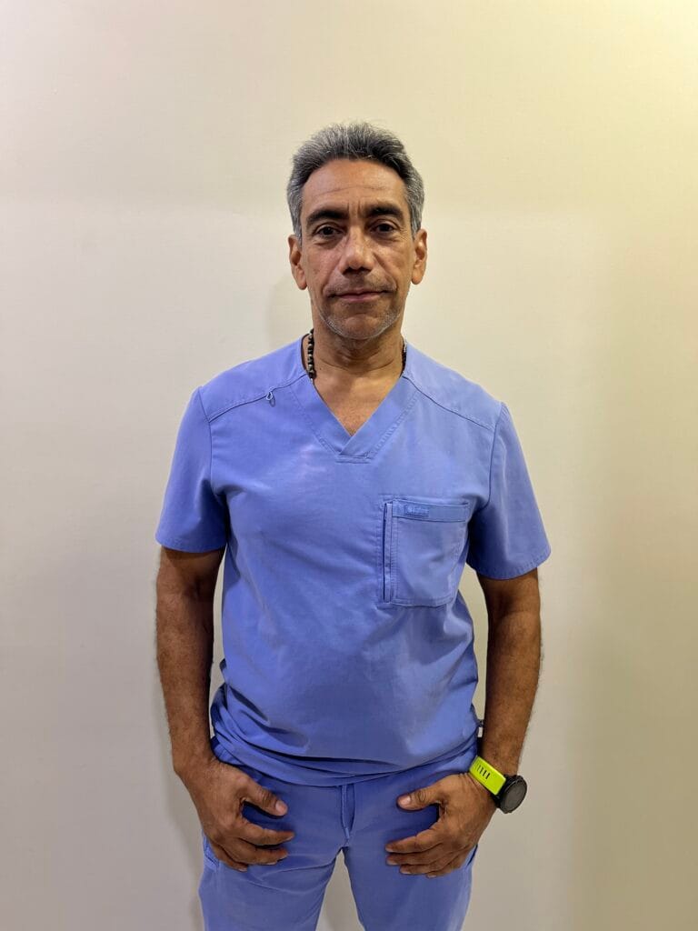 Dr Jaime Aroca | Mejor Cirujano en Abdominoplastia en Colombia 8 Franklin Figueroa Anestesiologo - Dr. Jaime Aroca - Cirujano Plástico en Colombia, Especialista en Abdominoplastia